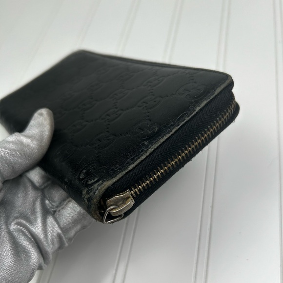 Gucci Black Guccissima Zip Around Wallet - Picture 10 of 14